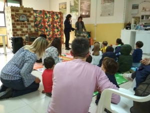 Un momento del Circolo Lettori Piccoli a Le Rughe 